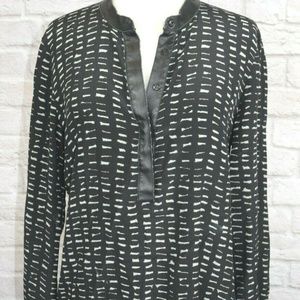 Rachel Zoe  Black/Grey Print 100% Silk Lamb Leather Trim Popover Tunic Blouse